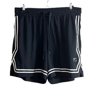 Nike Women's Plus Size Black & White Fly Crossover Basketball Shorts Size 2X New